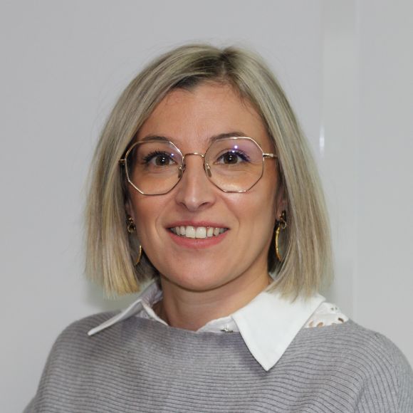 You are currently viewing Coralie MOYER